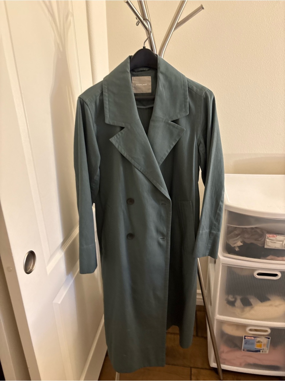 Everlane Dusty Green Double-Breasted Trench Coat with Belt - Picture 10 of 12